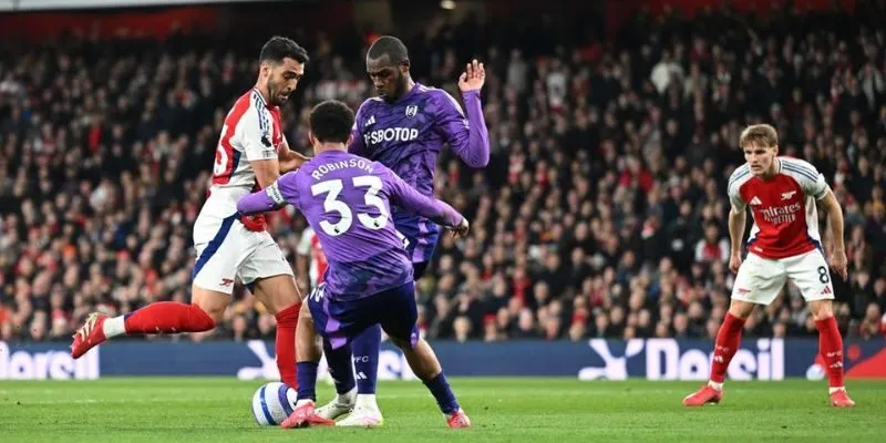 Soi kèo Arsenal và Fulham - Vòng 35 Ngoại Hạng Anh