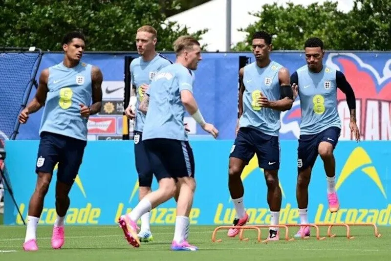 Thomas Tuchel và hàng loạt bài tập mới với tuyển Anh